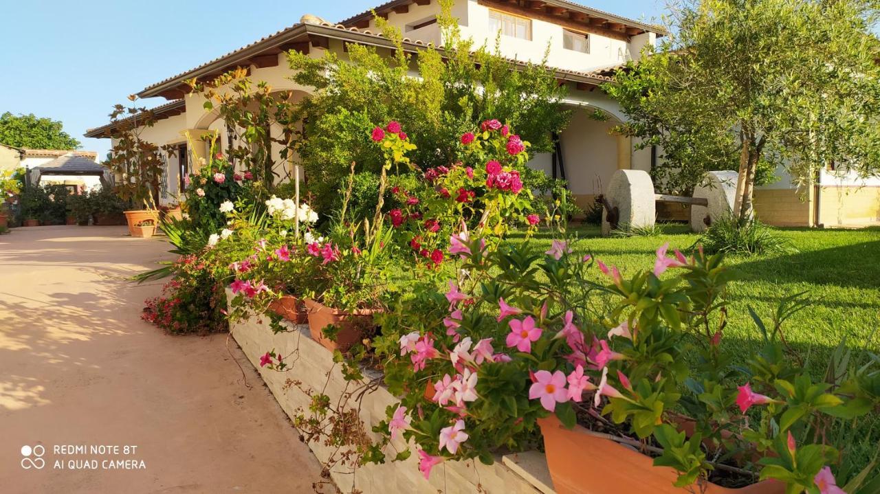 I Giganti Bed and Breakfast Riola Sardo Εξωτερικό φωτογραφία