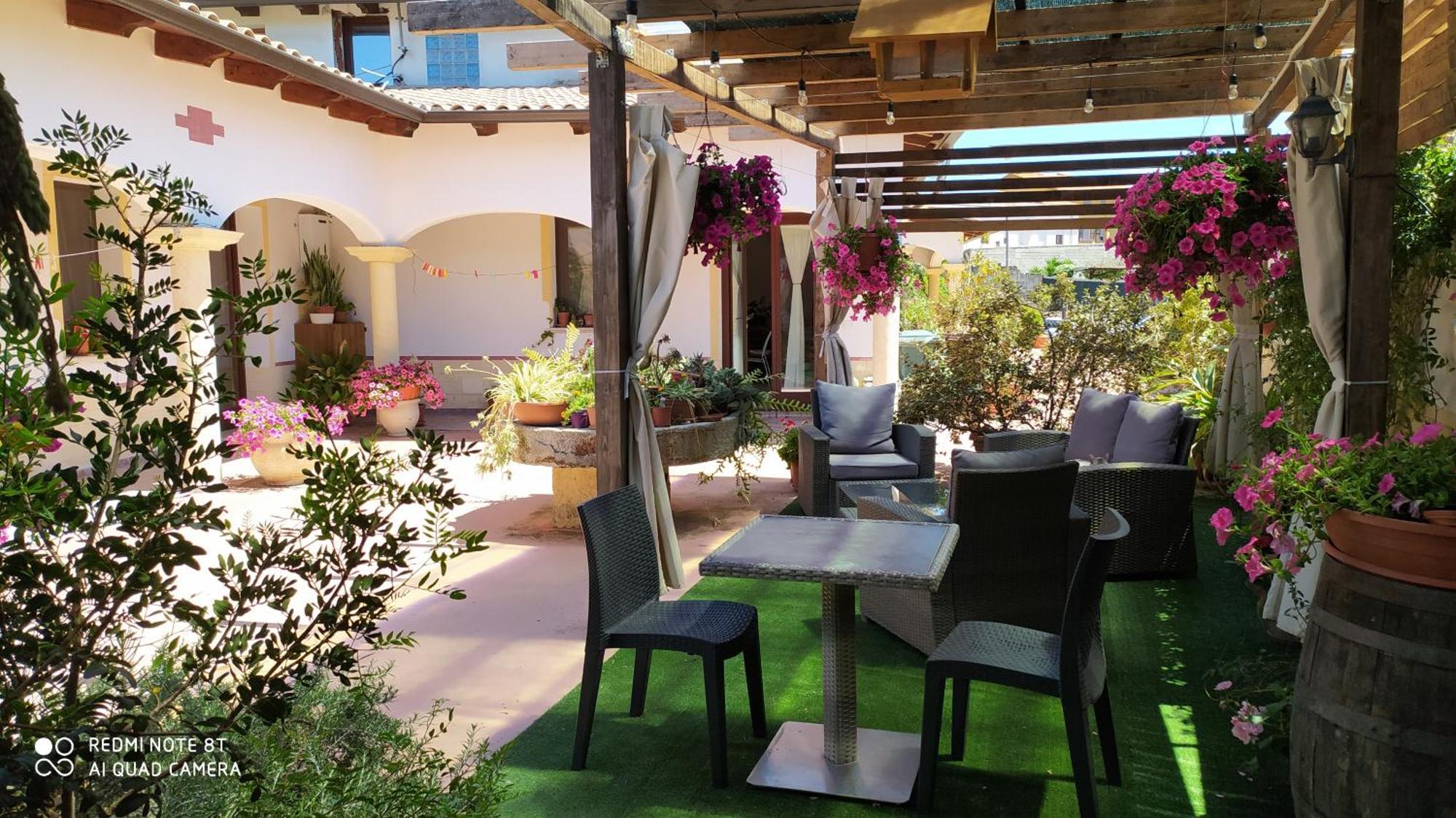 I Giganti Bed and Breakfast Riola Sardo Εξωτερικό φωτογραφία